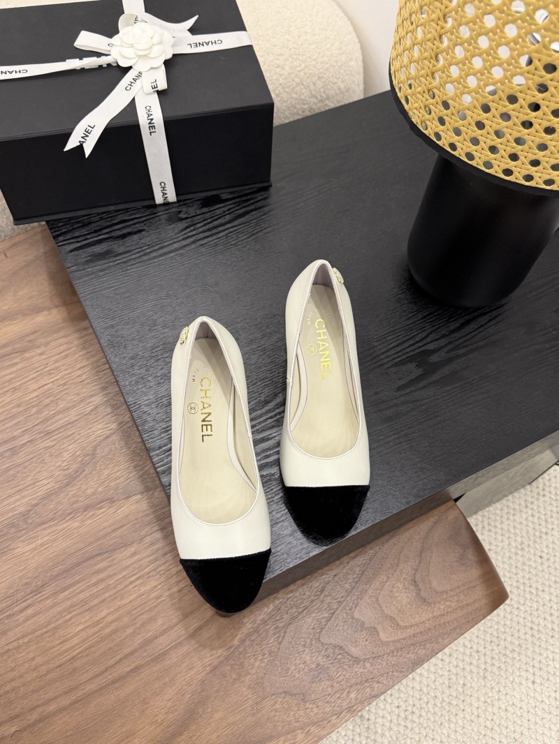 Ch**el heeled shoes